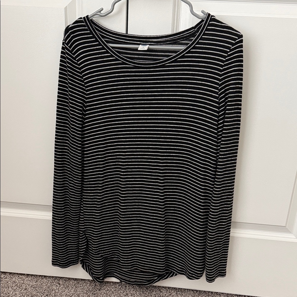 Old Navy Black and White Striped Soft Long Sleeve Top